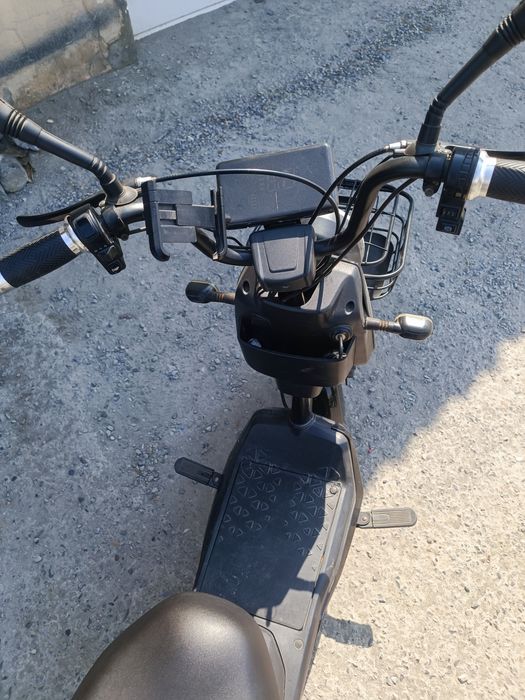 Scooter KIWIVAX sotiladi