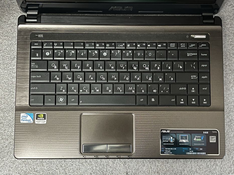 Ноутбук ASUS X43S