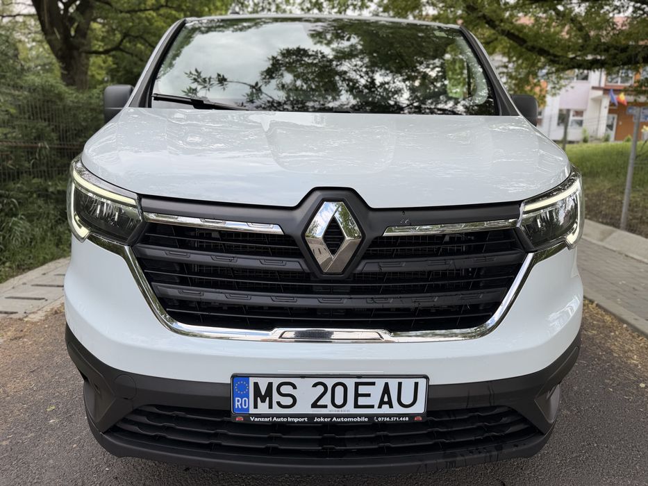 430Euro/Luna Renault Trafic 8+1 FaceLift 2022 150mii Km 2.0DCi Euro6 TVA Deductibil si Garantie 3 Ani Stare perfecta din  toate punctele de vedere