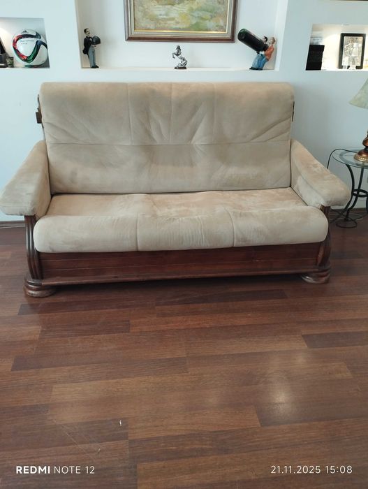 Диван и фотьойл от масив