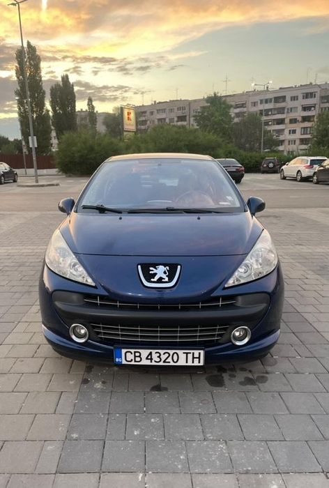 Автомобил Peugeot 207