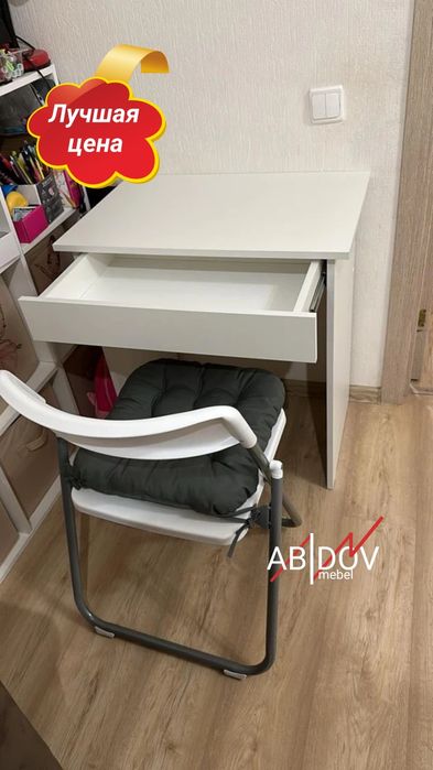 Письменный стол впишется в интерьер абсолютно любого стиля.