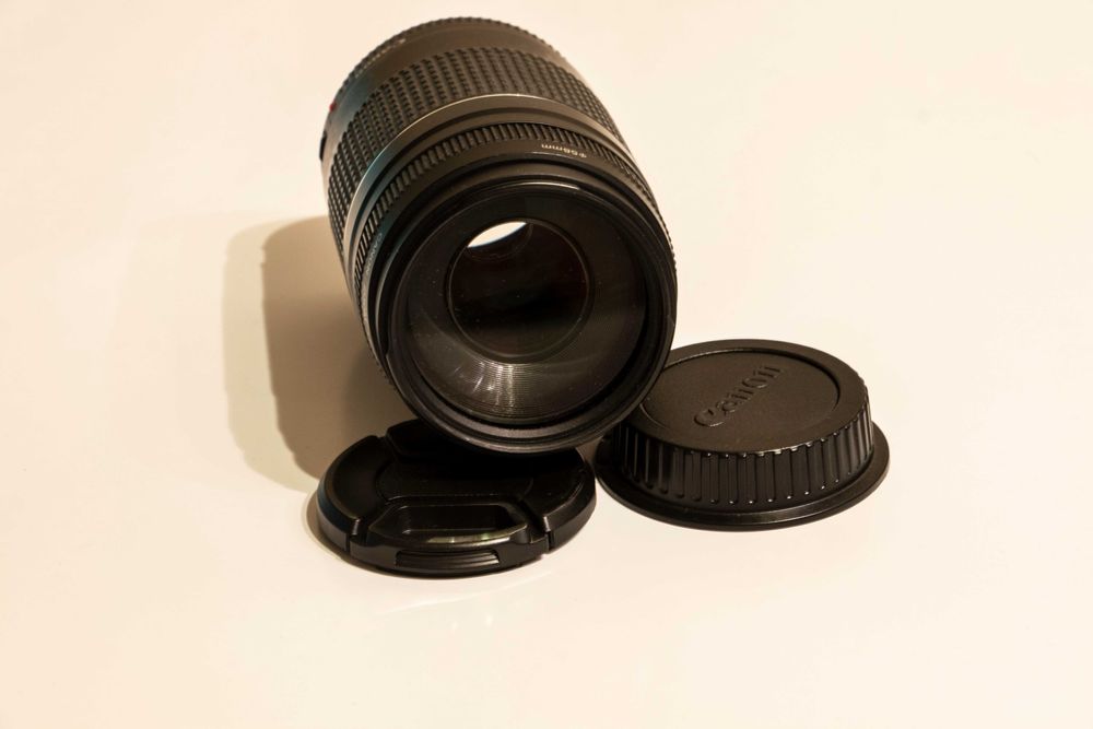 Оектив CANON EF 70-300mm f/4-5.6L IS STM