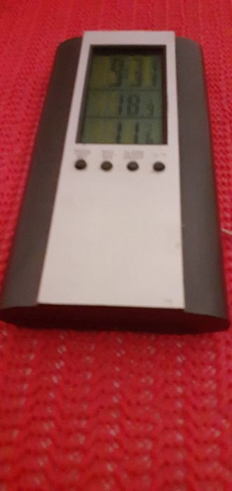 Termometru cu ceas Clas Ohlson