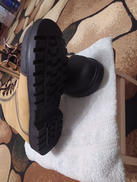 Продам полусапожки