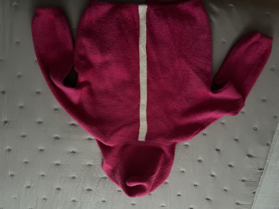 Дамска кашмирена жилетка в цикламено