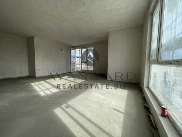 Продава се Тристаен апартамент в Пловдив, Кършияка - 126 кв.м за 1166 €/кв.м - Снимка #1