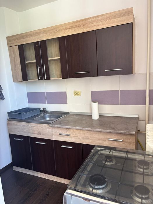 Închiriez apartament cu o camera