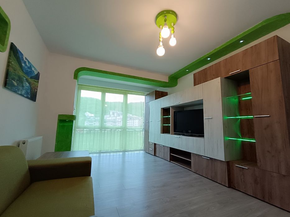 Închiriez apartament modern cu 2 camere decomandat
