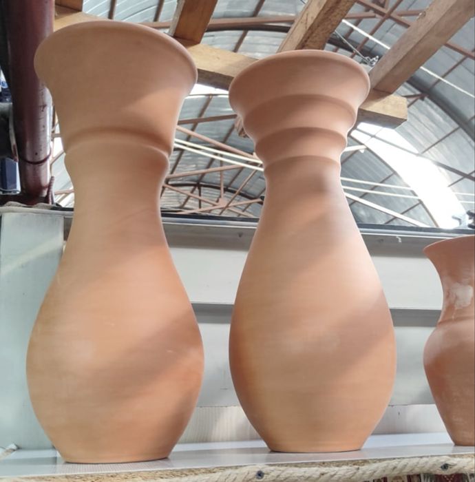 Кувшины глиняные