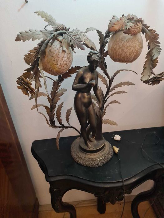 Lampta statueta vintage