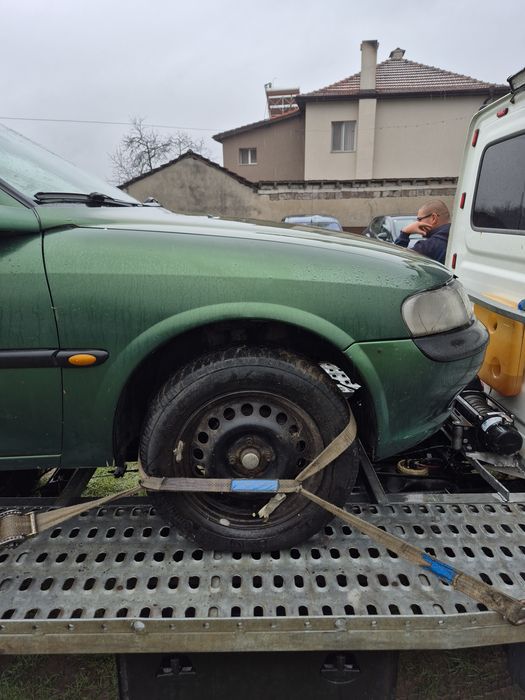 Векра Б на части