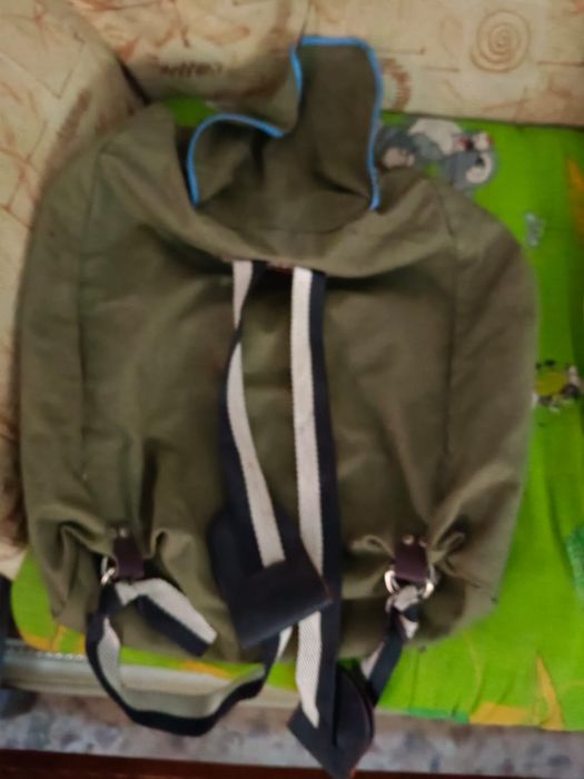 Продам рюкзак бу