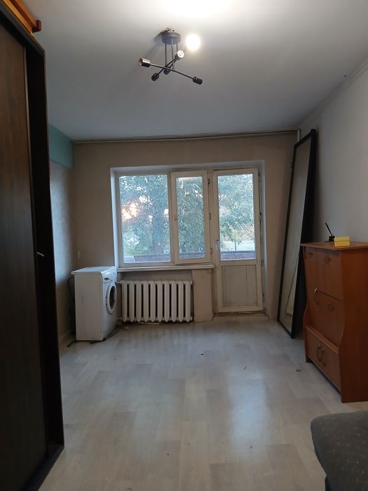 Сдам квартиру Женис 50