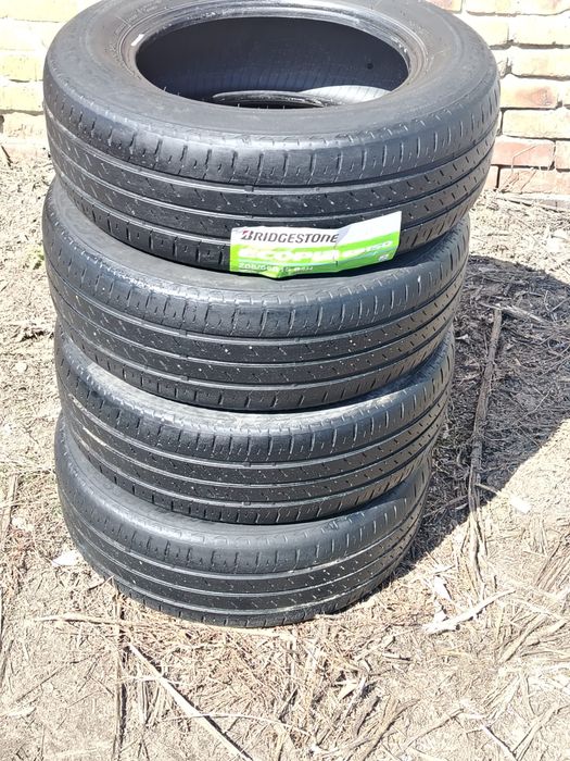 Продам летние шины Bridgestone