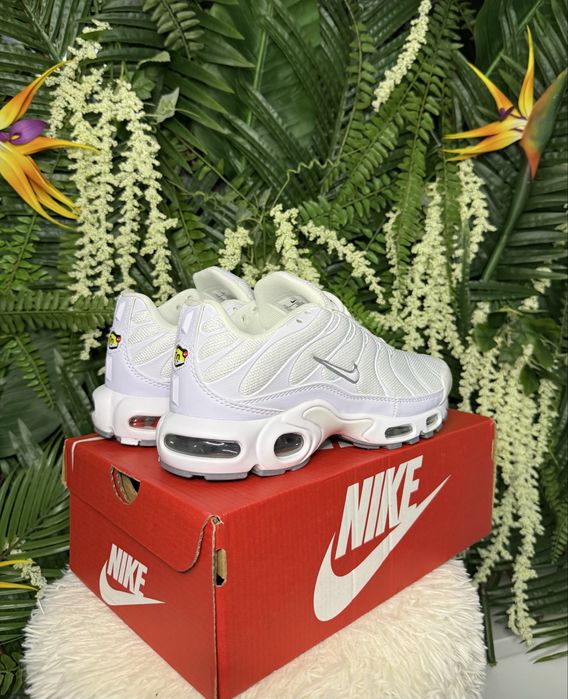 Nike Air Max Plus TN White