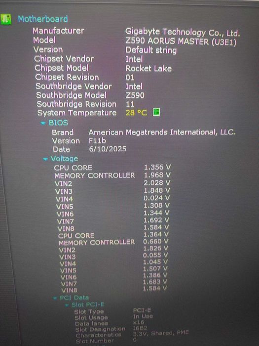 i9 11900K + Gigabyte Aorus Master Z590 + 32 GB Corsair Vengeance 3600