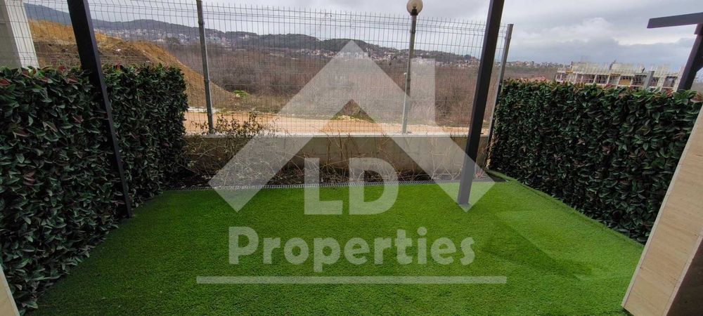 Дава се под наем Тристаен апартамент в к.к. Св.Св. Константин и Елена - 76 кв.м за 918 € - Снимка #11