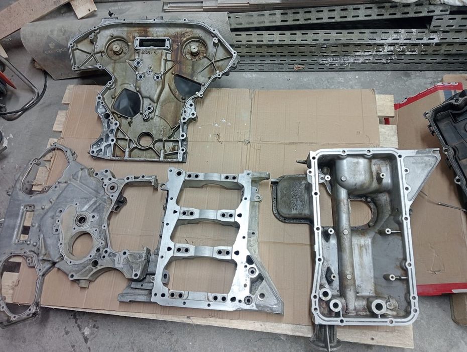 Продам головки ,Блок Нисан Падвайндер