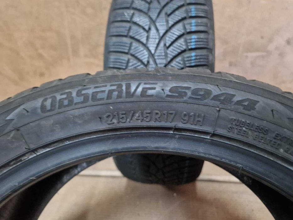 2 Toyo R17 215/45
зимни гуми
DOT1621