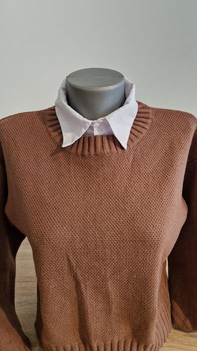 Дамска яка на риза