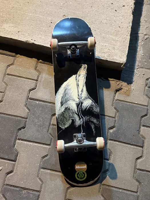 Vand Skateboard Almost