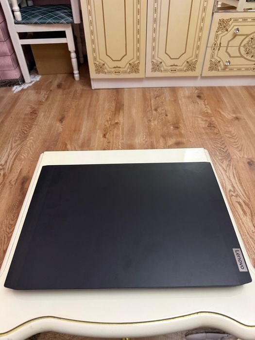 Игровой ноутбук Lenovos 82K1