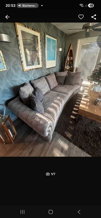 Canapea de culoare gri impecabilā