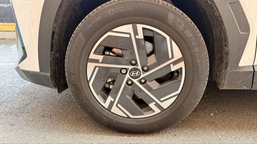 MICHELIN Prumacy 4 215/65/17 DOT 1625