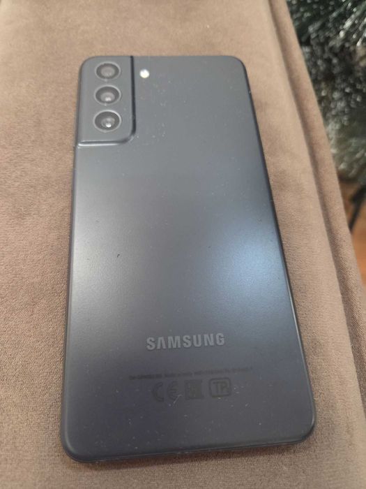 Продам Samsung s21fe