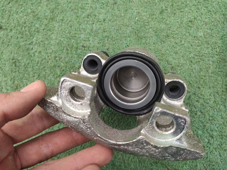 Etrieri fata Ford Escort noi - etrier frana Sierra Orion