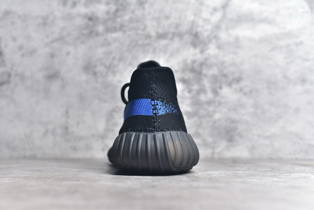 Adidas Yeezy Boost V2