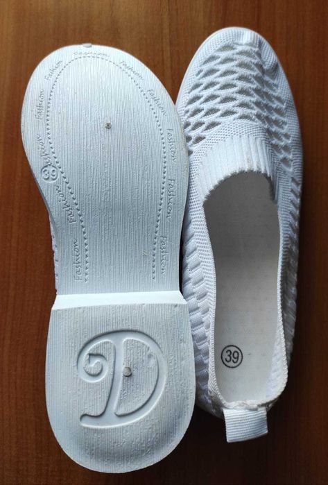 Трикотажные балетки (слипоны)