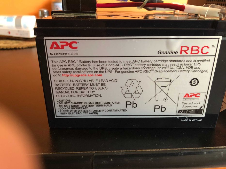 UPS APC SMT750IC Smart-UPS 750VA/230V, Line Interactive, Tower