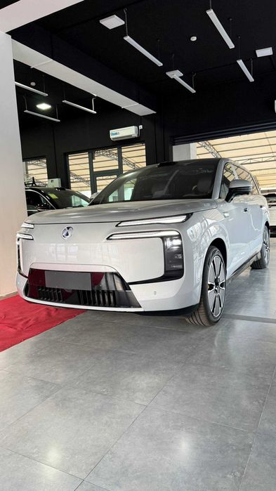 DENZA N8L FLAGSHIP 2025 модель 6 местный ВНЕДОРОЖНИК 4WD