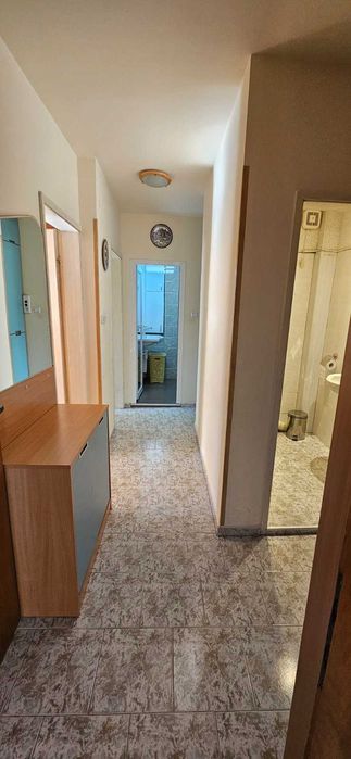 Дава се под наем Тристаен апартамент в Пловдив, Младежки Хълм - 96 кв.м за 600 € - Снимка #1