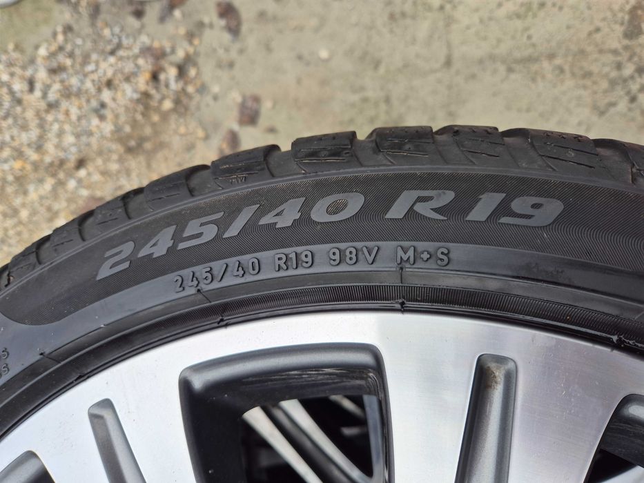 Roti Jante Anvelope IARNA 245/40/19 OE Mercedes E-Class W213 RFT