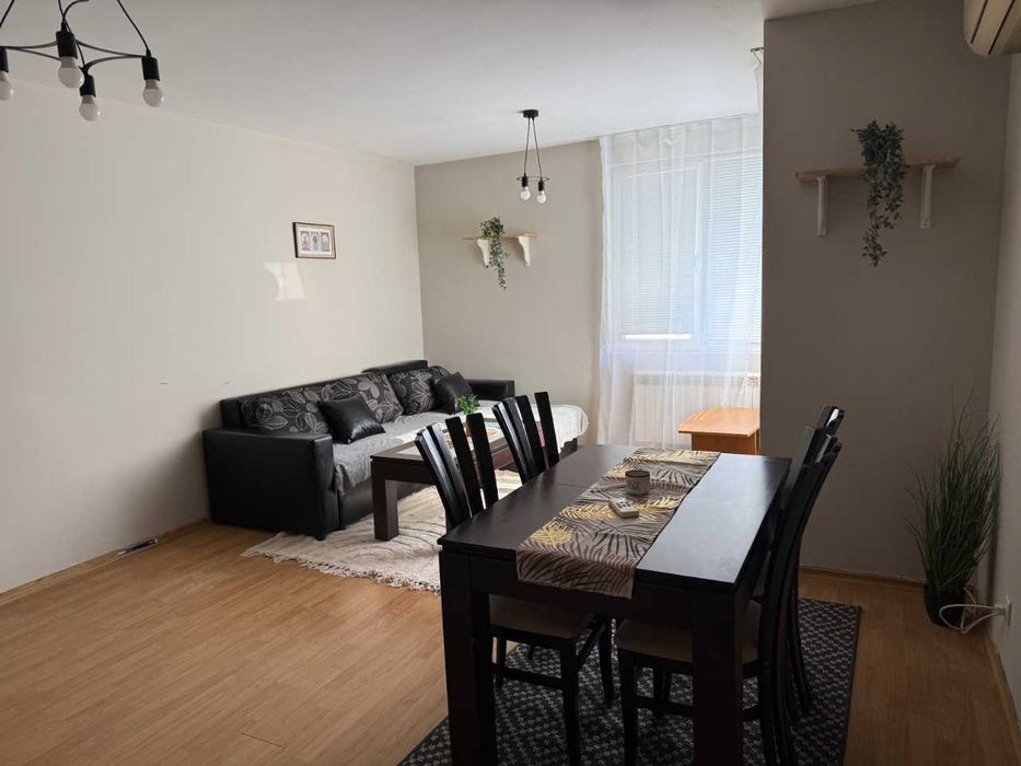 Дава се под наем Двустаен апартамент в София, Студентски град - 65 кв.м за 598.23 € - Снимка #1