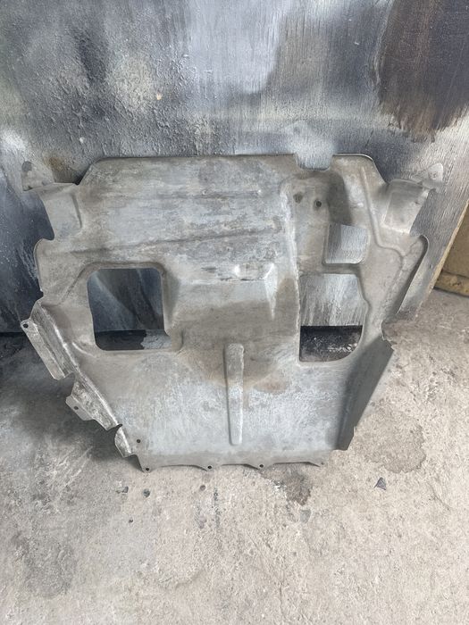 Защита двигателя на Ладу Калина заводская