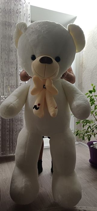 Продам игрушку медведь