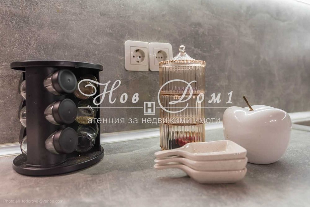 Продава се Тристаен апартамент в Варна, Победа - 140 кв.м за 2143 €/кв.м - Снимка #6