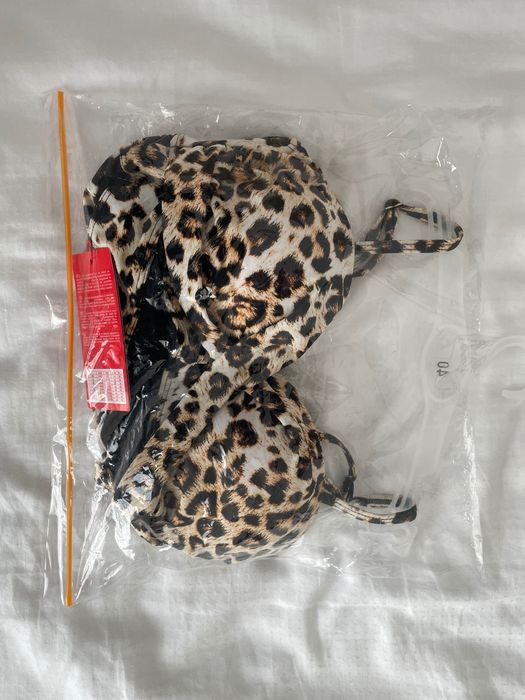 Costum de baie intreg