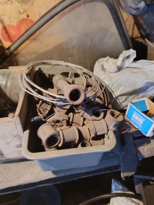 Продам содержимое гаража,