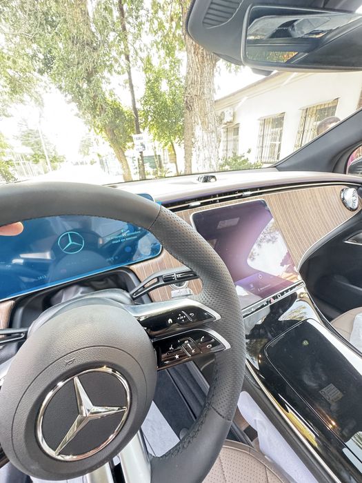 Mercedes Eqe 500 suv srochna