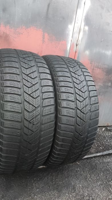 2бр. зимни гуми 225/50/17 Pirelli Sotto Zero 3 
dot22
6.5mm
Добро съст