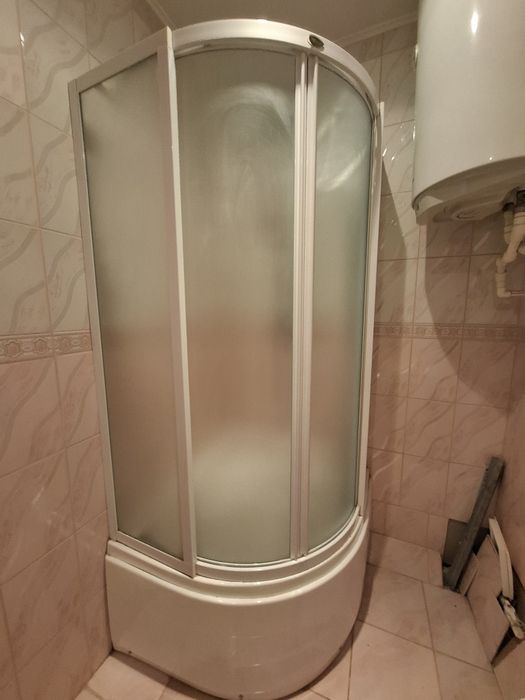 Душевая кабина...