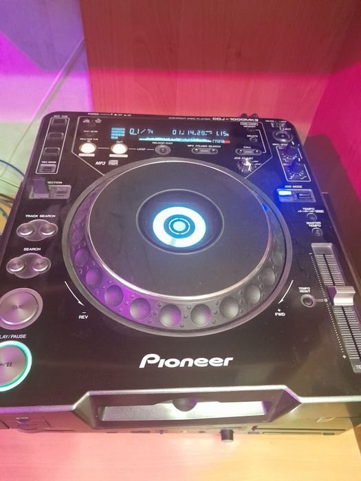 Продам диски и музыкальные аппараты производство Япония.