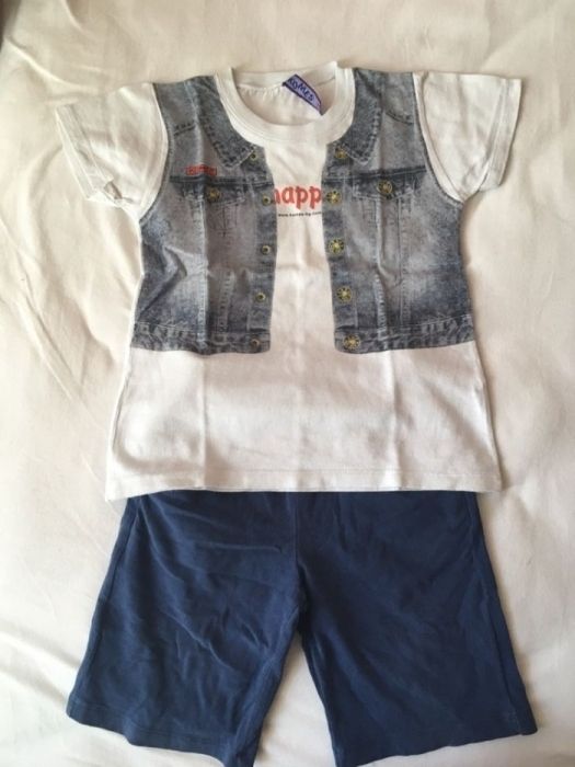 Тениски и дънкови гащи 4/5 г.
