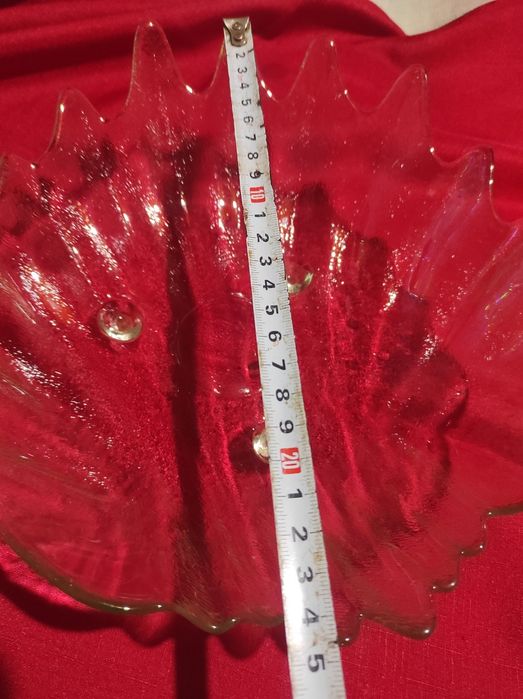 Стъклени купи фруктиери