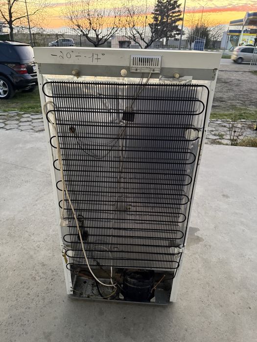 Фризер Либхер 135 см